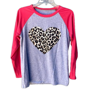 Animal Print Heart Baseball Long Sleeve Graphic Tee Women’s Gray Size Small